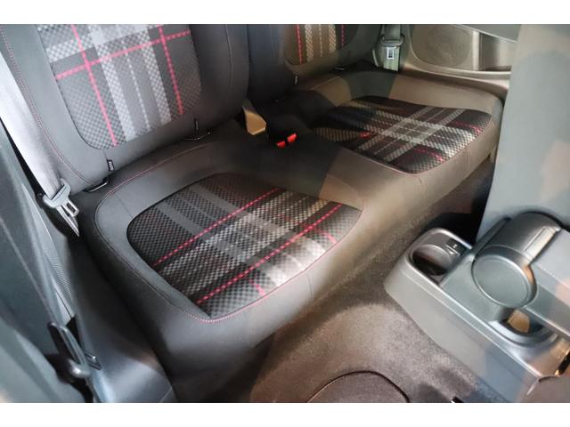 ザ・ビートル ハッシュタグピンクビートル　プッシュスタート　クルーズコントロール　純正ナビゲーション　地デジ　ＥＴＣ　バックカメラ　キセノン（52枚目）