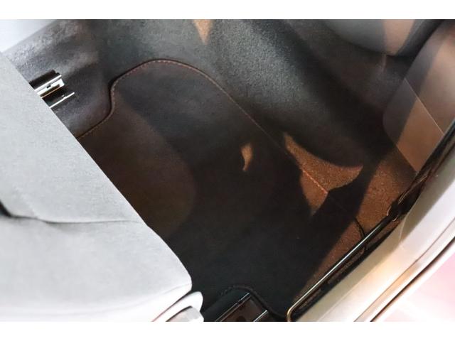 ザ・ビートル ハッシュタグピンクビートル　プッシュスタート　クルーズコントロール　純正ナビゲーション　地デジ　ＥＴＣ　バックカメラ　キセノン（55枚目）