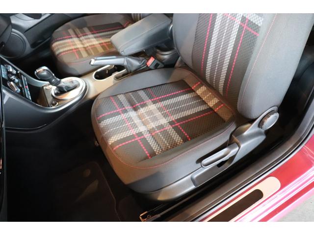 ザ・ビートル ハッシュタグピンクビートル　プッシュスタート　クルーズコントロール　純正ナビゲーション　地デジ　ＥＴＣ　バックカメラ　キセノン（56枚目）