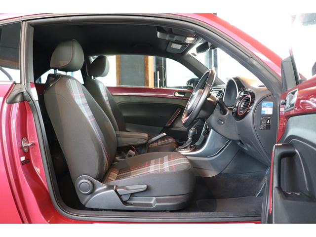 ザ・ビートル ハッシュタグピンクビートル　プッシュスタート　クルーズコントロール　純正ナビゲーション　地デジ　ＥＴＣ　バックカメラ　キセノン（58枚目）