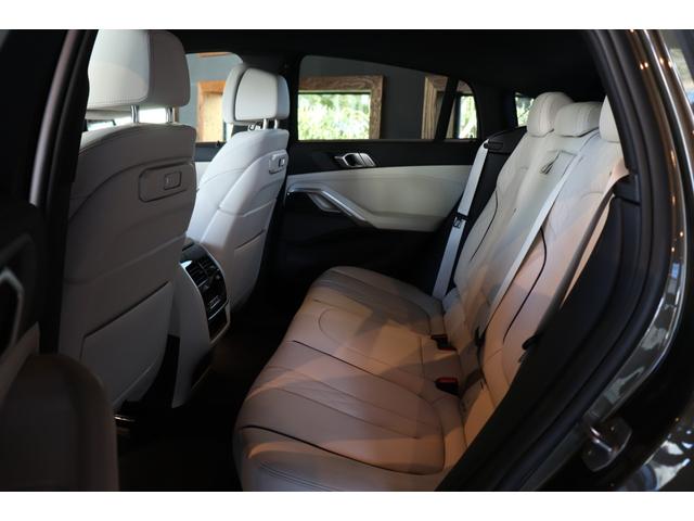 Ｘ６ ｘＤｒｉｖｅ　３５ｄ　Ｍスポーツ　Ｉｎｄｉｖｉｄｕａｌフルレザーメリノ（アイボリーホワイト／アトラスグレー）　ドラレコ（10枚目）