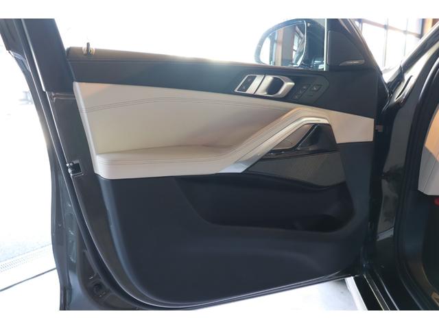 Ｘ６ ｘＤｒｉｖｅ　３５ｄ　Ｍスポーツ　Ｉｎｄｉｖｉｄｕａｌフルレザーメリノ（アイボリーホワイト／アトラスグレー）　ドラレコ（41枚目）
