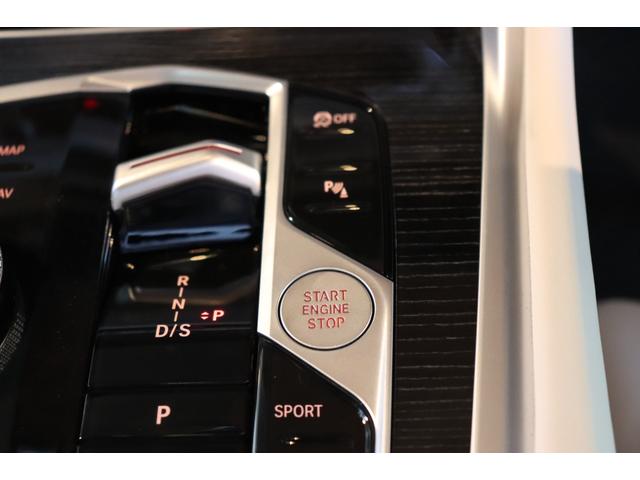 Ｘ６ ｘＤｒｉｖｅ　３５ｄ　Ｍスポーツ　Ｉｎｄｉｖｉｄｕａｌフルレザーメリノ（アイボリーホワイト／アトラスグレー）　ドラレコ（56枚目）