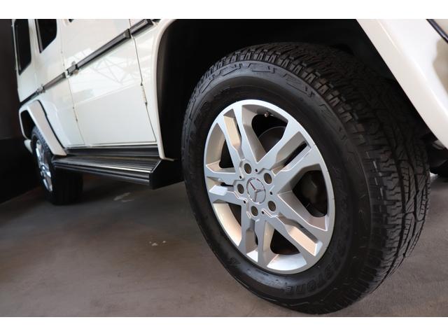 Ｇクラス Ｇ３５０ｄ　ラグジュアリーＰＫＧ　ＳＲ　レーダーセーフティ　黒革　前後席シートヒーター　ＡｐｐｌｅＣａｒＰｌａｙ　地デジ　ｈａｒｍａｎｋａｒｄｏｎサウンド　バックカメラ　コーナーセンサー　ドラレコ（6枚目）