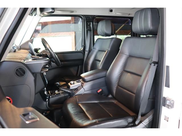 Ｇクラス Ｇ３５０ｄ　ラグジュアリーＰＫＧ　ＳＲ　レーダーセーフティ　黒革　前後席シートヒーター　ＡｐｐｌｅＣａｒＰｌａｙ　地デジ　ｈａｒｍａｎｋａｒｄｏｎサウンド　バックカメラ　コーナーセンサー　ドラレコ（9枚目）