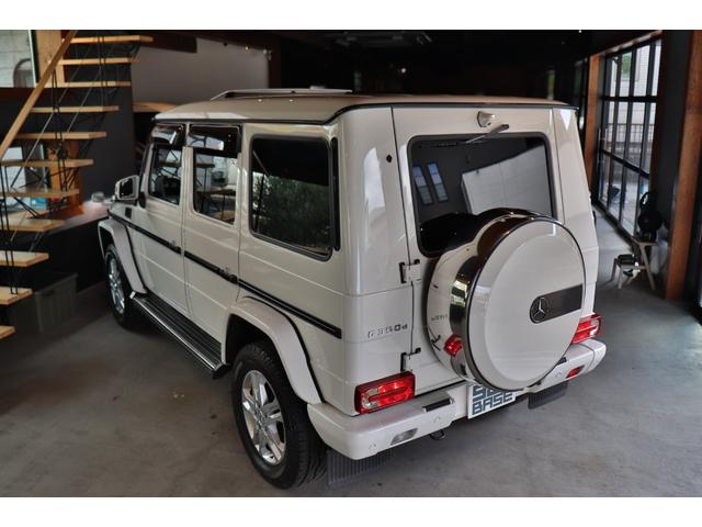 Ｇクラス Ｇ３５０ｄ　ラグジュアリーＰＫＧ　ＳＲ　レーダーセーフティ　黒革　前後席シートヒーター　ＡｐｐｌｅＣａｒＰｌａｙ　地デジ　ｈａｒｍａｎｋａｒｄｏｎサウンド　バックカメラ　コーナーセンサー　ドラレコ（24枚目）