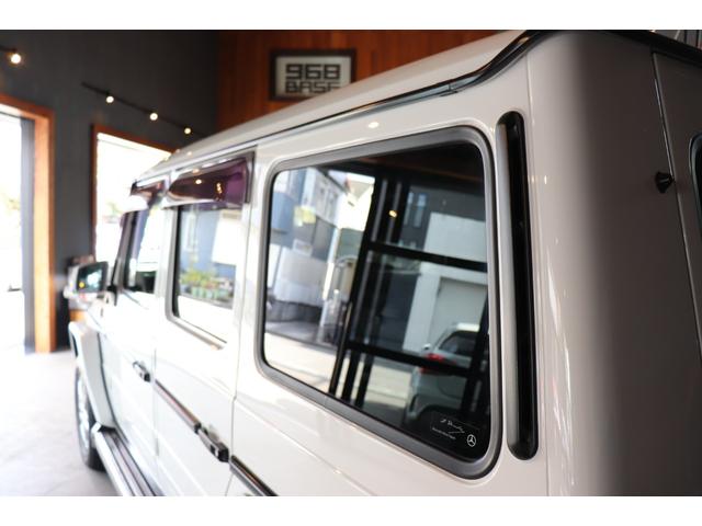 Ｇクラス Ｇ３５０ｄ　ラグジュアリーＰＫＧ　ＳＲ　レーダーセーフティ　黒革　前後席シートヒーター　ＡｐｐｌｅＣａｒＰｌａｙ　地デジ　ｈａｒｍａｎｋａｒｄｏｎサウンド　バックカメラ　コーナーセンサー　ドラレコ（30枚目）