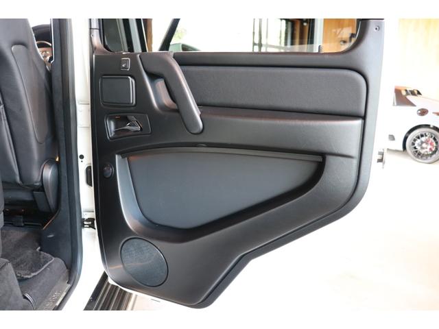 Ｇクラス Ｇ３５０ｄ　ラグジュアリーＰＫＧ　ＳＲ　レーダーセーフティ　黒革　前後席シートヒーター　ＡｐｐｌｅＣａｒＰｌａｙ　地デジ　ｈａｒｍａｎｋａｒｄｏｎサウンド　バックカメラ　コーナーセンサー　ドラレコ（46枚目）