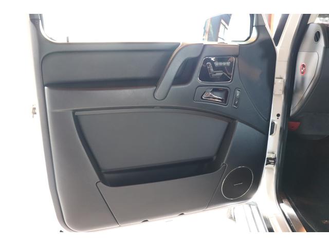 Ｇクラス Ｇ３５０ｄ　ラグジュアリーＰＫＧ　ＳＲ　レーダーセーフティ　黒革　前後席シートヒーター　ＡｐｐｌｅＣａｒＰｌａｙ　地デジ　ｈａｒｍａｎｋａｒｄｏｎサウンド　バックカメラ　コーナーセンサー　ドラレコ（48枚目）