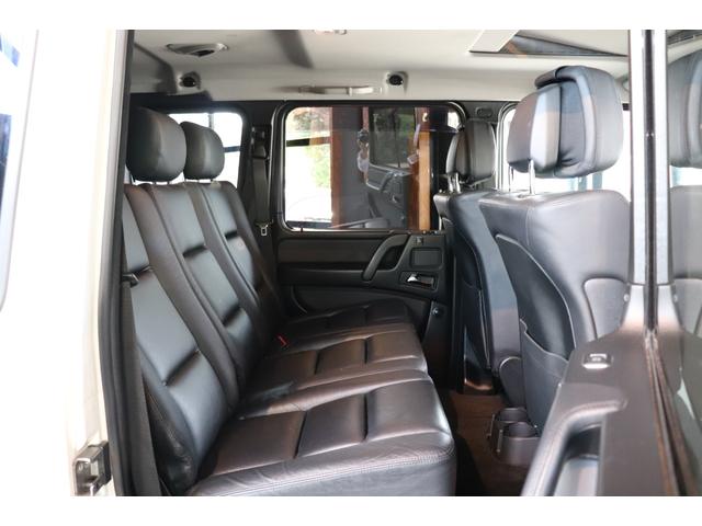 Ｇクラス Ｇ３５０ｄ　ラグジュアリーＰＫＧ　ＳＲ　レーダーセーフティ　黒革　前後席シートヒーター　ＡｐｐｌｅＣａｒＰｌａｙ　地デジ　ｈａｒｍａｎｋａｒｄｏｎサウンド　バックカメラ　コーナーセンサー　ドラレコ（58枚目）