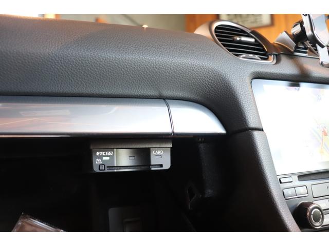 718ボクスター 718ボクスター 黒幌 パドルシフト ハーフレザー シートヒーター ナビ ETC Bカメラ コーナーセンサー レーダー探知機 ドラレコ 電動格納ドアミラー スポーツエキゾースト カラークレストセンターキャップ 19AW(14枚目)