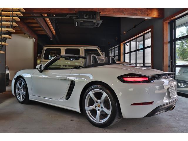 718ボクスター 718ボクスター 黒幌 パドルシフト ハーフレザー シートヒーター ナビ ETC Bカメラ コーナーセンサー レーダー探知機 ドラレコ 電動格納ドアミラー スポーツエキゾースト カラークレストセンターキャップ 19AW(25枚目)