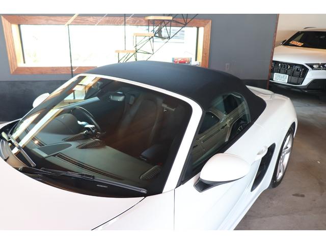 718ボクスター 718ボクスター 黒幌 パドルシフト ハーフレザー シートヒーター ナビ ETC Bカメラ コーナーセンサー レーダー探知機 ドラレコ 電動格納ドアミラー スポーツエキゾースト カラークレストセンターキャップ 19AW(33枚目)