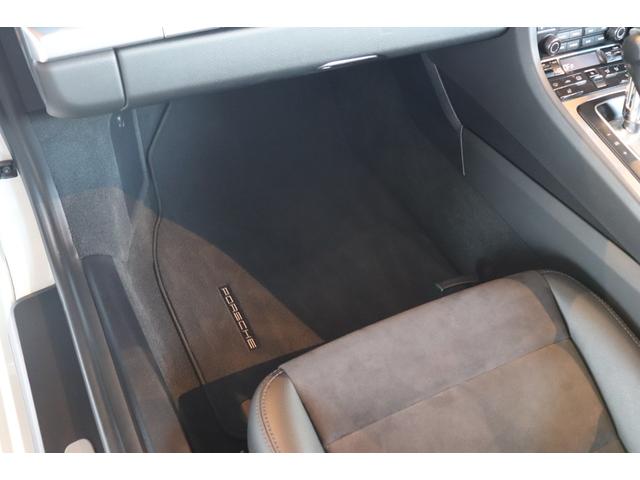 718ボクスター 718ボクスター 黒幌 パドルシフト ハーフレザー シートヒーター ナビ ETC Bカメラ コーナーセンサー レーダー探知機 ドラレコ 電動格納ドアミラー スポーツエキゾースト カラークレストセンターキャップ 19AW(50枚目)