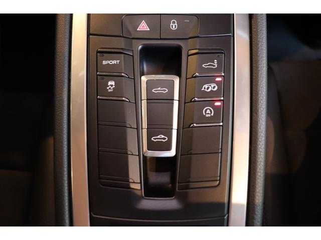 718ボクスター 718ボクスター 黒幌 パドルシフト ハーフレザー シートヒーター ナビ ETC Bカメラ コーナーセンサー レーダー探知機 ドラレコ 電動格納ドアミラー スポーツエキゾースト カラークレストセンターキャップ 19AW(57枚目)