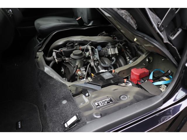 直列４気筒２．０Ｌガソリンエンジン搭載。１３６馬力と十分なパワーを発揮します。