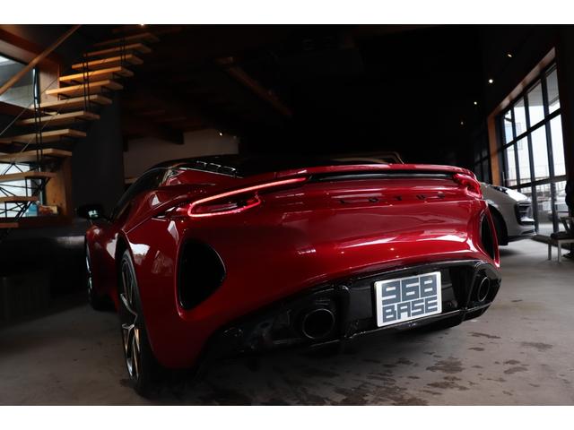 エミーラ Ｖ６　ファーストエディション　マグマレッド　フルブラックパック（グロスブラック）　１２ｗａｙ電動調整式プレミアムスポーツシート　シートヒーター　ディスプレイオーディオ　ドラレコ　レッドキャリパー　２０ＡＷ（28枚目）