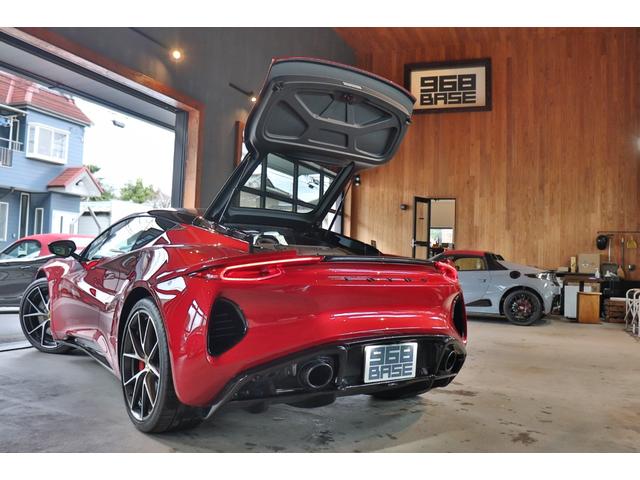 エミーラ Ｖ６　ファーストエディション　マグマレッド　フルブラックパック（グロスブラック）　１２ｗａｙ電動調整式プレミアムスポーツシート　シートヒーター　ディスプレイオーディオ　ドラレコ　レッドキャリパー　２０ＡＷ（47枚目）