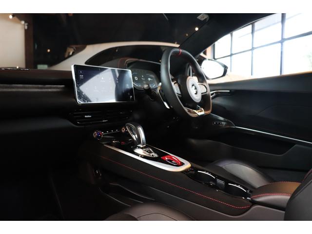 エミーラ Ｖ６　ファーストエディション　マグマレッド　フルブラックパック（グロスブラック）　１２ｗａｙ電動調整式プレミアムスポーツシート　シートヒーター　ディスプレイオーディオ　ドラレコ　レッドキャリパー　２０ＡＷ（78枚目）