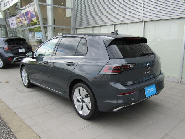 ゴルフ ＴＤＩスタイル　登録済未使用車／認定中古車（9枚目）