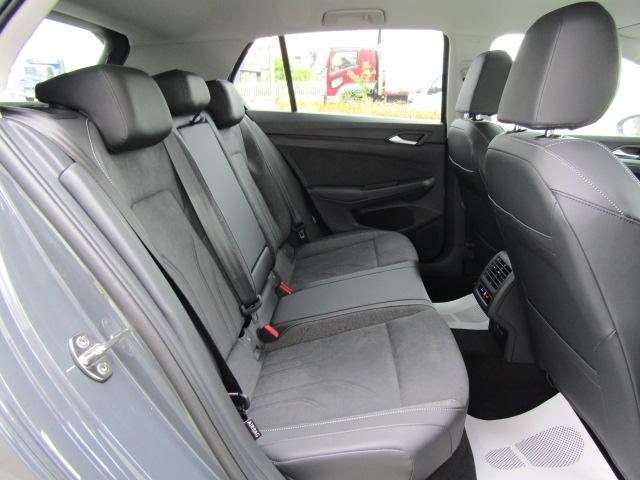 ゴルフ ＴＤＩスタイル　登録済未使用車／認定中古車（20枚目）