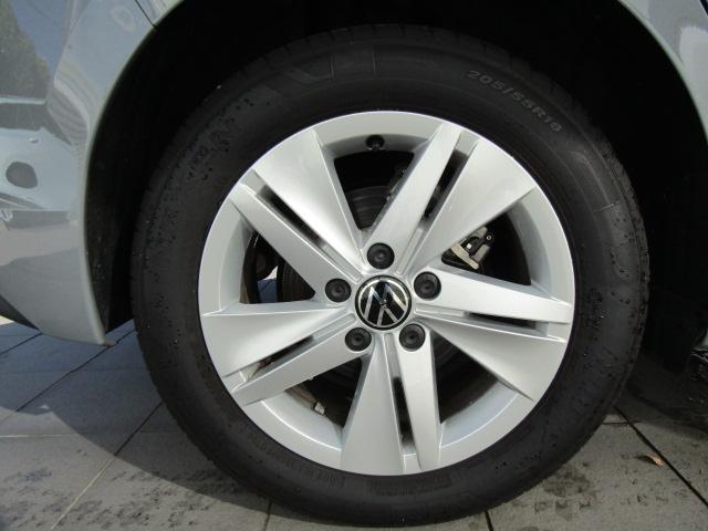 ゴルフ ｅＴＳＩアクティブ　弊社元試乗車／禁煙車／認定中古車（13枚目）