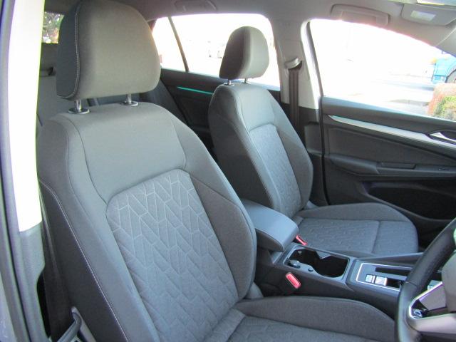 ゴルフ ｅＴＳＩアクティブ　弊社元試乗車／禁煙車／認定中古車（19枚目）