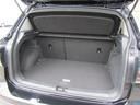 一般使いでは困らない容量のラゲッジルーム！