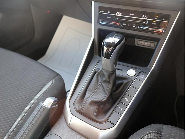 ポロ TSIアクティブ 認定中古車、買取り車、認定中古車保証付、ワンオーナー、禁煙車、純正ナビ、ETC、バックカメラ、LEDヘッドライト、Bluetooth(26枚目)