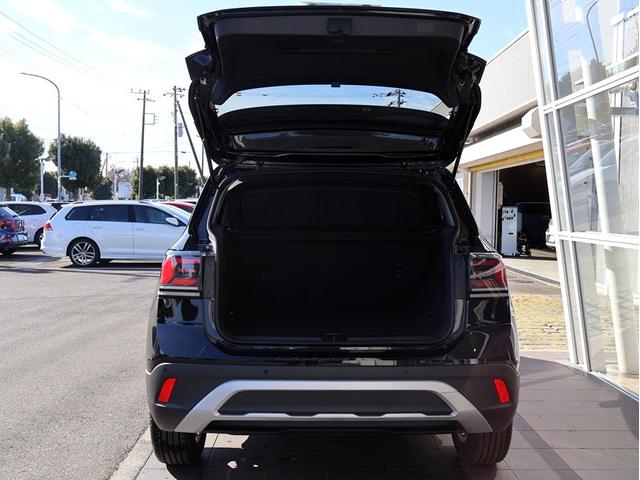 T-クロス TSI アクティブ 認定中古車 登録済未使用車 新車保証付 禁煙車 純正ナビ ETC バックカメラ LEDヘッドライト デジタルメーター(11枚目)