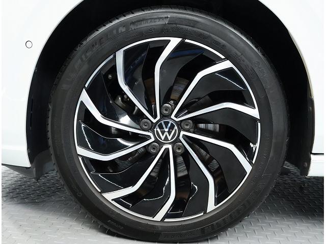 ゴルフ ＴＤＩアクティブアドバンス　認定中古車　Ｃｅｒｔｉｆｉｅｄ　Ｐｒｅ－ｏｗｎｅｄ　禁煙車　ワンオーナー　２．０ＴＤＩ　７速ＤＳＧ　デジタルメータークラスター　純正インフォテイメントシステム　３ゾーンクリマトロニック　ＡＣＣ（7枚目）