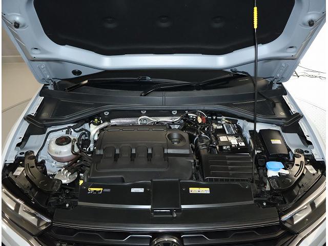 Ｔ－ロック ＴＤＩ　Ｒライン　認定中古車　Ｃｅｒｔｉｆｉｅｄ　Ｐｒｅ－ｏｗｎｅｄ　禁煙車　ワンオーナー　２．０ＴＤＩ　６速ＤＳＧ　デジタルメーター　１９インチアルミホイール　純正インフォテイメントシステム　電動パワーテールゲート（6枚目）