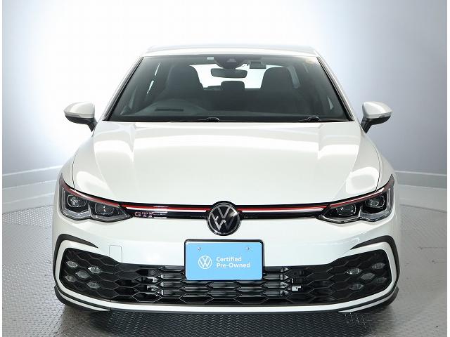 ゴルフＧＴＩ ベースグレード　Ｃｅｒｔｉｆｉｅｄ　Ｐｒｅ－ｏｗｎｅｄ　禁煙車　ワンオーナー　２．０ＴＦＳＩ　７速ＤＳＧ　ＧＴＩ専用装備　純正インフォテイメントシステム　ダイナミックシャシーコントロール　デジタルメータークラスター（5枚目）