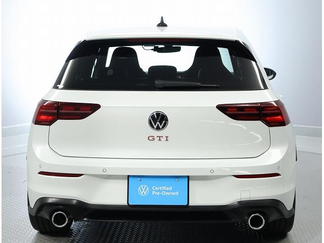 ゴルフＧＴＩ ベースグレード　Ｃｅｒｔｉｆｉｅｄ　Ｐｒｅ－ｏｗｎｅｄ　禁煙車　ワンオーナー　２．０ＴＦＳＩ　７速ＤＳＧ　ＧＴＩ専用装備　純正インフォテイメントシステム　ダイナミックシャシーコントロール　デジタルメータークラスター（12枚目）