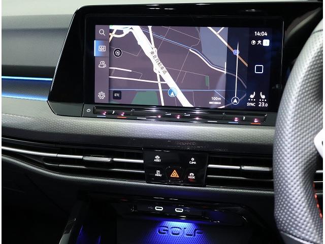 ゴルフＧＴＩ ベースグレード　Ｃｅｒｔｉｆｉｅｄ　Ｐｒｅ－ｏｗｎｅｄ　禁煙車　ワンオーナー　２．０ＴＦＳＩ　７速ＤＳＧ　ＧＴＩ専用装備　純正インフォテイメントシステム　ダイナミックシャシーコントロール　デジタルメータークラスター（16枚目）