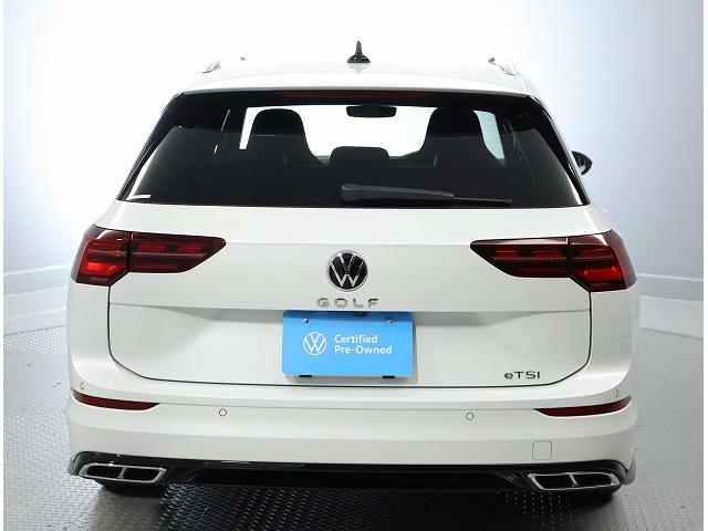 ゴルフヴァリアント ｅＴＳＩ　Ｒライン　プラチナムエディション　Ｃｅｒｔｉｆｉｅｄ　Ｐｒｅ－ｏｗｎｅｄ　禁煙車　ワンオーナー　１．５ｅＴＳＩ　４８Ｖマイルドハイブリッドシステム搭載　７速ＤＳＧ　純正インフォテイメントシステム　運転支援システム　バックカメラ（12枚目）