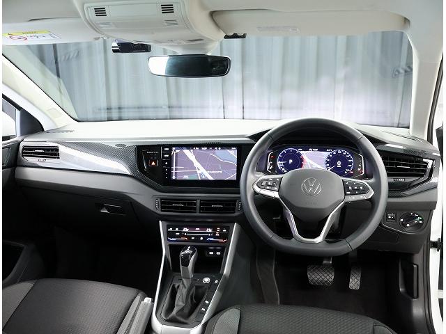 ポロ TSIアクティブ Certified Pre-owned 禁煙車 ワンオーナー 1.0TSI 7速DSG 運転支援システム純正インフォテイメントシステム デジタルメーター LEDヘッドライト バックカメラ(12枚目)