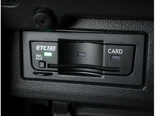 ポロ TSIアクティブ Certified Pre-owned 禁煙車 ワンオーナー 1.0TSI 7速DSG 運転支援システム純正インフォテイメントシステム デジタルメーター LEDヘッドライト バックカメラ(17枚目)