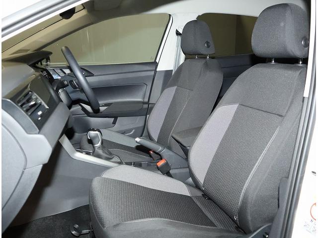 ポロ TSIアクティブ Certified Pre-owned 禁煙車 ワンオーナー 1.0TSI 7速DSG 運転支援システム純正インフォテイメントシステム デジタルメーター LEDヘッドライト バックカメラ(19枚目)