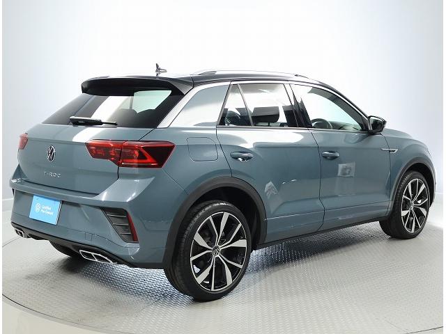 Ｔ－ロック ＴＤＩ　Ｒライン　Ｃｅｒｔｉｆｉｅｄ　Ｐｒｅ－ｏｗｎｅｄ　禁煙車　ワンオーナー　デモカー　２．０ＴＤＩ　７速ＤＳＧ　運転支援システム　デジタルメーター　純正インフォテイメントシステム　パワーテールゲート　ＥＴＣ２．０（11枚目）