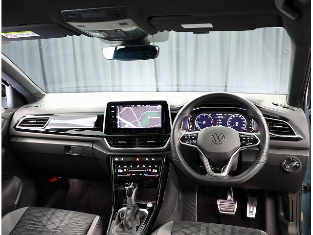 Ｔ－ロック ＴＤＩ　Ｒライン　Ｃｅｒｔｉｆｉｅｄ　Ｐｒｅ－ｏｗｎｅｄ　禁煙車　ワンオーナー　デモカー　２．０ＴＤＩ　７速ＤＳＧ　運転支援システム　デジタルメーター　純正インフォテイメントシステム　パワーテールゲート　ＥＴＣ２．０（13枚目）