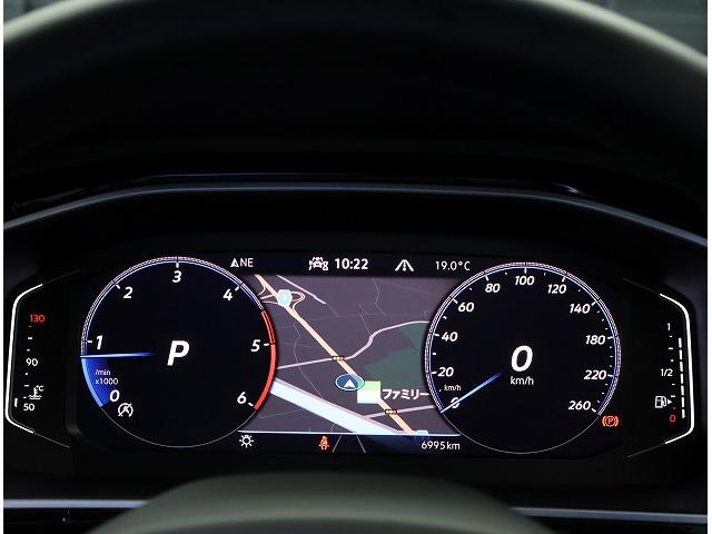 Ｔ－ロック ＴＤＩ　Ｒライン　Ｃｅｒｔｉｆｉｅｄ　Ｐｒｅ－ｏｗｎｅｄ　禁煙車　ワンオーナー　デモカー　２．０ＴＤＩ　７速ＤＳＧ　運転支援システム　デジタルメーター　純正インフォテイメントシステム　パワーテールゲート　ＥＴＣ２．０（15枚目）