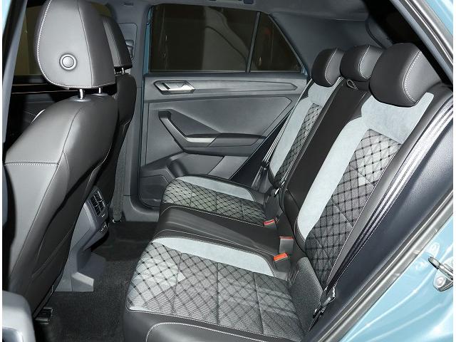 Ｔ－ロック ＴＤＩ　Ｒライン　Ｃｅｒｔｉｆｉｅｄ　Ｐｒｅ－ｏｗｎｅｄ　禁煙車　ワンオーナー　デモカー　２．０ＴＤＩ　７速ＤＳＧ　運転支援システム　デジタルメーター　純正インフォテイメントシステム　パワーテールゲート　ＥＴＣ２．０（21枚目）