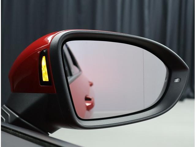 ゴルフ ｅＴＳＩアクティブ　Ｃｅｒｔｉｆｉｅｄ　Ｐｒｅ－ｏｗｎｅｄ　禁煙車　ワンオーナー　１．０ｅＴＳＩ　７速ＤＳＧ　ＬＥＤマトリクスヘッドライト　運転支援システム　純正インフォテイメントシステム　ダイナミックターンインジケータ（7枚目）