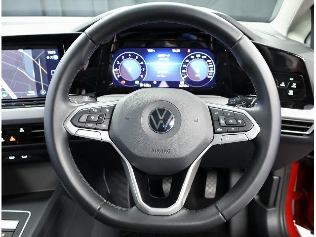 ゴルフ ｅＴＳＩアクティブ　Ｃｅｒｔｉｆｉｅｄ　Ｐｒｅ－ｏｗｎｅｄ　禁煙車　ワンオーナー　１．０ｅＴＳＩ　７速ＤＳＧ　ＬＥＤマトリクスヘッドライト　運転支援システム　純正インフォテイメントシステム　ダイナミックターンインジケータ（14枚目）