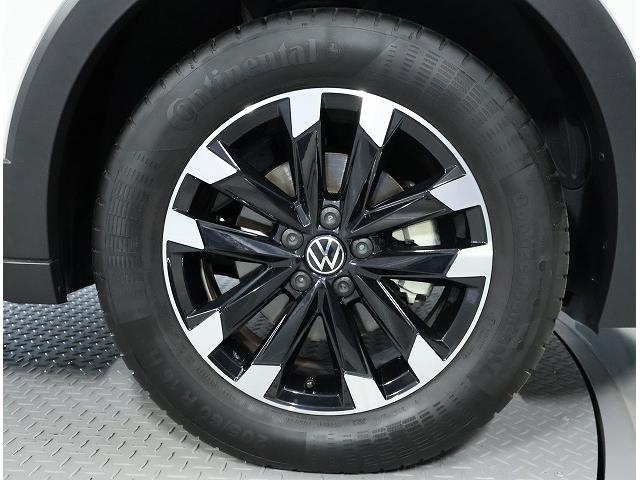 T-クロス TSI アクティブ Certified Pre-owned 禁煙車 ワンオーナー 1.0TSI 7速DSG LEDヘッドライト 純正インフォテイメントシステム 運転支援システム DigitalCockpitPro(4枚目)