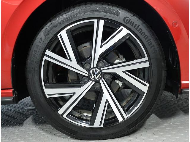 ポロ ＴＳＩ　Ｒライン　ＤｅｍｏＣａｒ　Ｃｅｒｔｉｆｉｅｄ　Ｐｒｅ－ｏｗｎｅｄ　禁煙車　ワンオーナー　２．０ＴＦＳＩ　７速ＤＳＧ　ＬＥＤマトリクスヘッドライト　純正インフォテイメントシステム　運転支援システム　バックカメラ（7枚目）