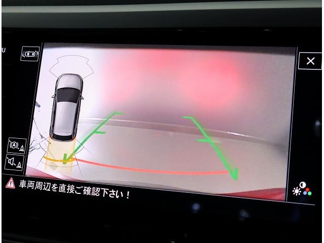 ポロ ＴＳＩ　Ｒライン　ＤｅｍｏＣａｒ　Ｃｅｒｔｉｆｉｅｄ　Ｐｒｅ－ｏｗｎｅｄ　禁煙車　ワンオーナー　２．０ＴＦＳＩ　７速ＤＳＧ　ＬＥＤマトリクスヘッドライト　純正インフォテイメントシステム　運転支援システム　バックカメラ（18枚目）