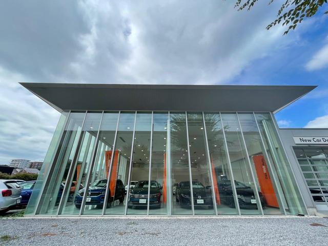 ポロ ＴＳＩ　Ｒライン　ＤｅｍｏＣａｒ　Ｃｅｒｔｉｆｉｅｄ　Ｐｒｅ－ｏｗｎｅｄ　禁煙車　ワンオーナー　２．０ＴＦＳＩ　７速ＤＳＧ　ＬＥＤマトリクスヘッドライト　純正インフォテイメントシステム　運転支援システム　バックカメラ（26枚目）