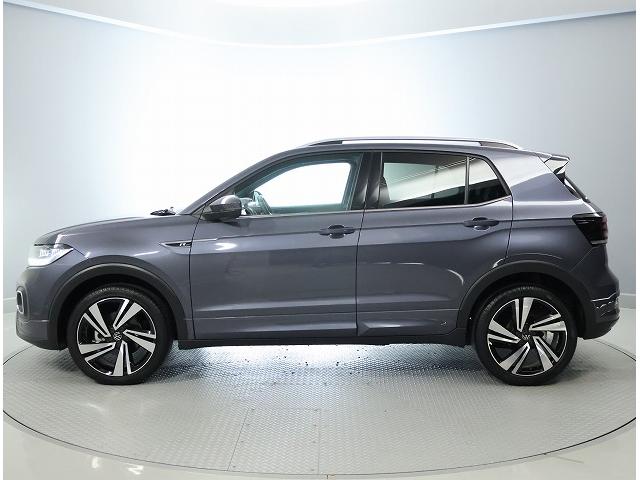 Ｔ－クロス ＴＳＩ　Ｒライン　Ｃｅｒｔｉｆｉｅｄ　Ｐｒｅ－ｏｗｎｅｄ　禁煙車　ワンオーナー　１．０ＴＳＩ　７速ＤＳＧ　Ｒ－ｌｉｎｅ専用装備　運転支援システム　純正インフォテイメントシステム　ＤｉｇｉｔａｌＣｏｃｋｐｉｔＰｒｏ（9枚目）